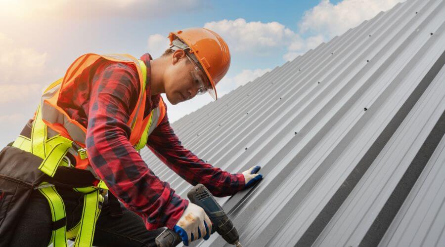 Professional gutter cleaning in Barney, GA
